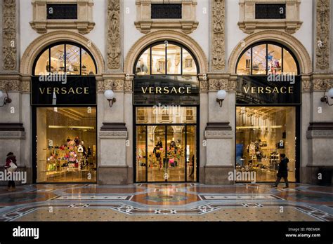 versace milano via matteotti|versace boutique milan.